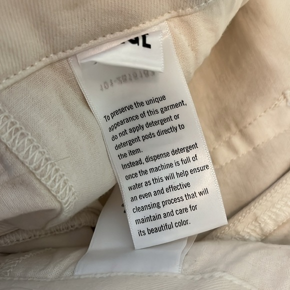 PAIGE Pleated Mayslie Double Button Jogger Jeans (Quartz Sand/Ecru) -NWOT 32 - Picture 5 of 16